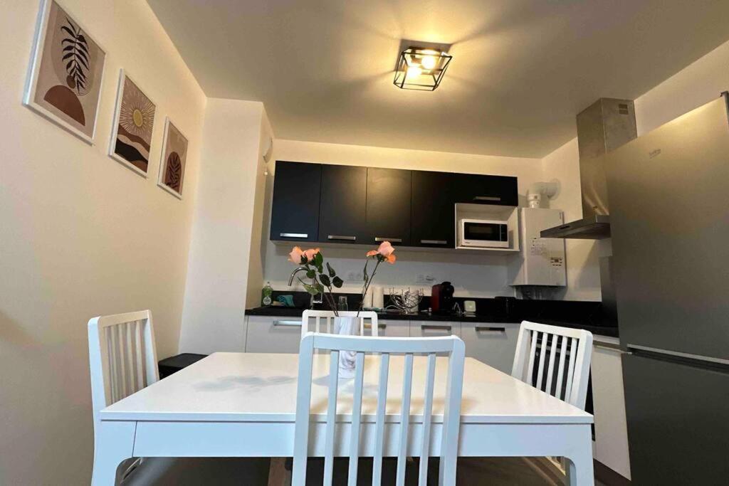 Appartement Cozy - Quartier Residentiel Melun Dış mekan fotoğraf