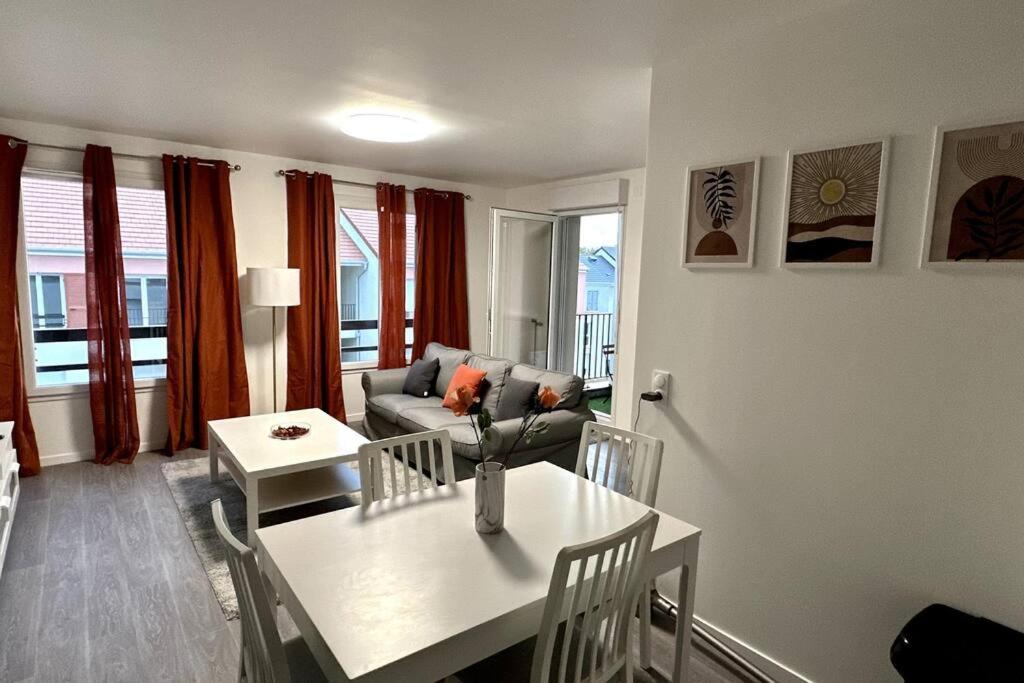 Appartement Cozy - Quartier Residentiel Melun Dış mekan fotoğraf