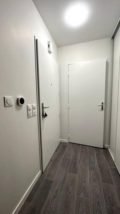 Appartement Cozy - Quartier Residentiel Melun Dış mekan fotoğraf