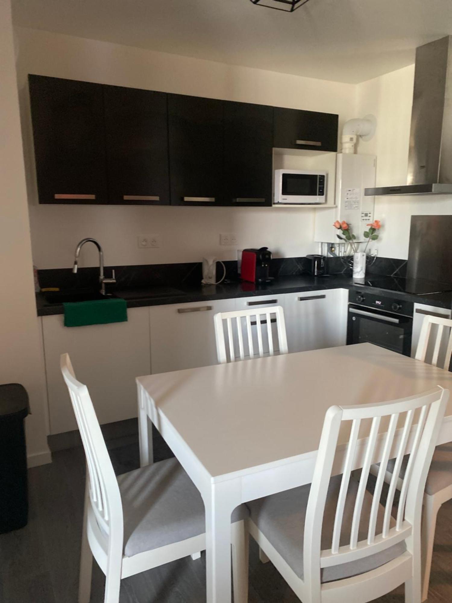Appartement Cozy - Quartier Residentiel Melun Dış mekan fotoğraf